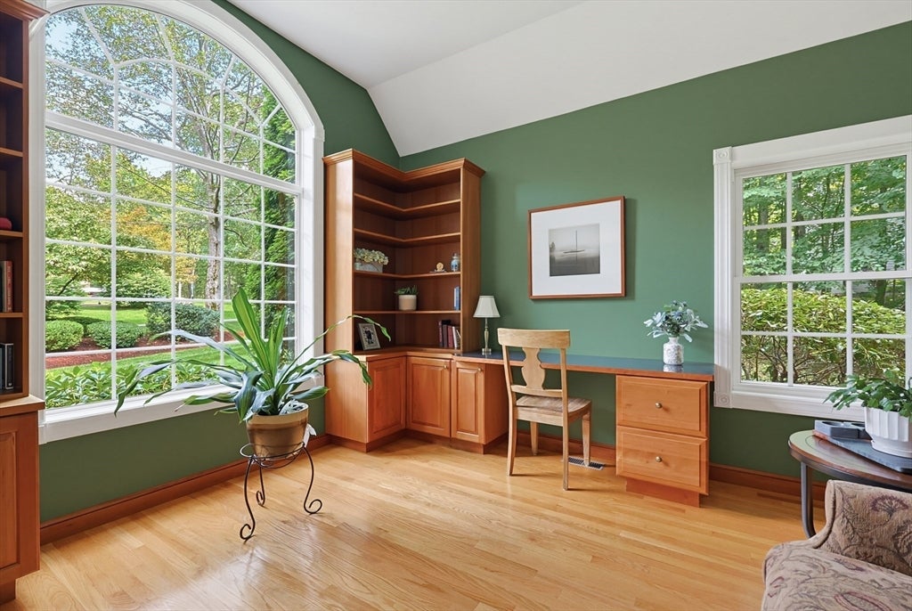 31 Hockanum Rd, Hadley, MA Photo #6