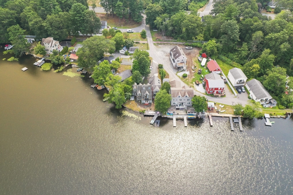 9 Lakeside Avenue