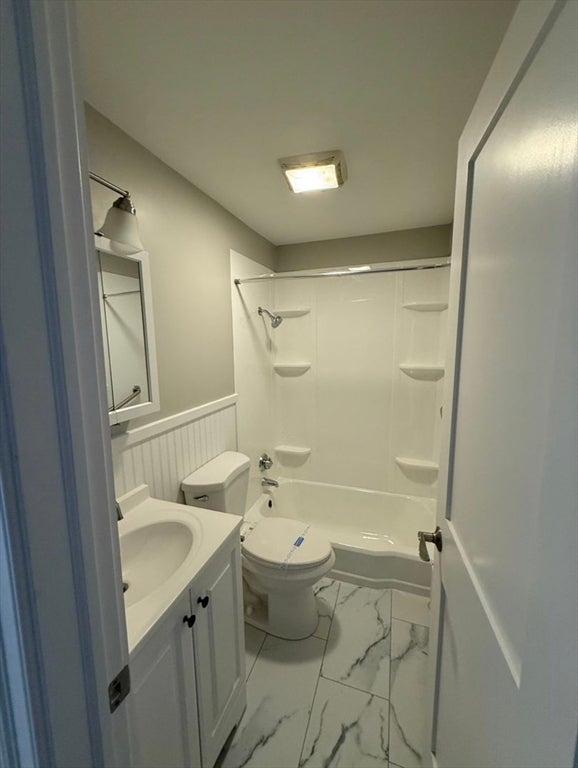 16 Magnolia Ave #7, Gloucester, MA, 16 Magnolia Ave #7, Gloucester, MA Photo #3