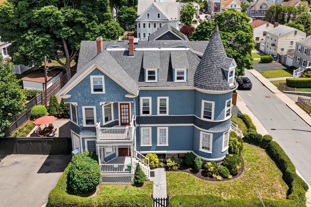 25 Weyanoke Street