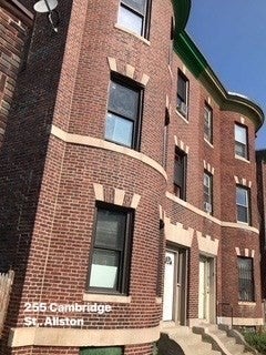255 Cambridge St
