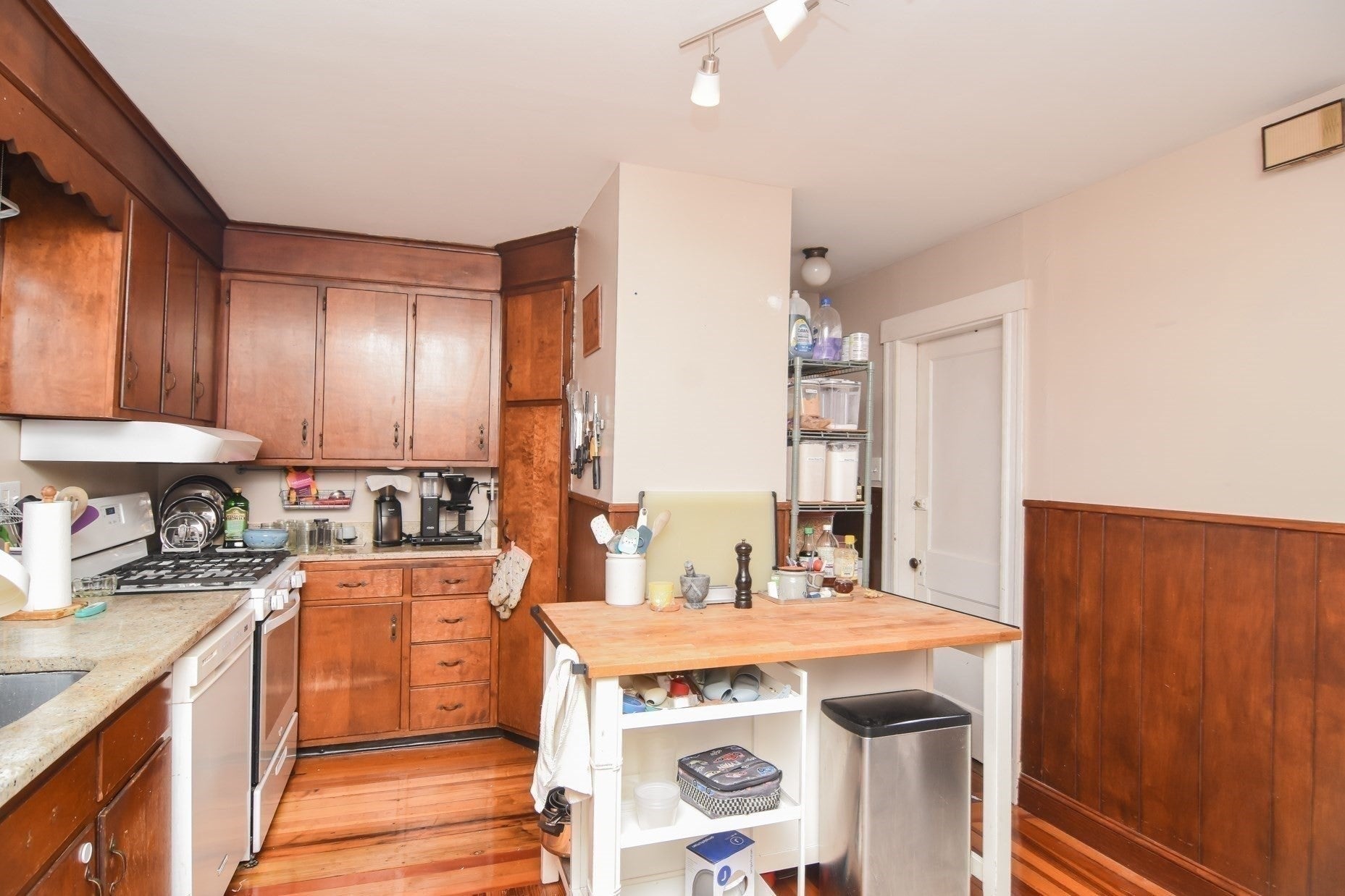 51 Windsor Rd #1, Medford, MA Photo #10