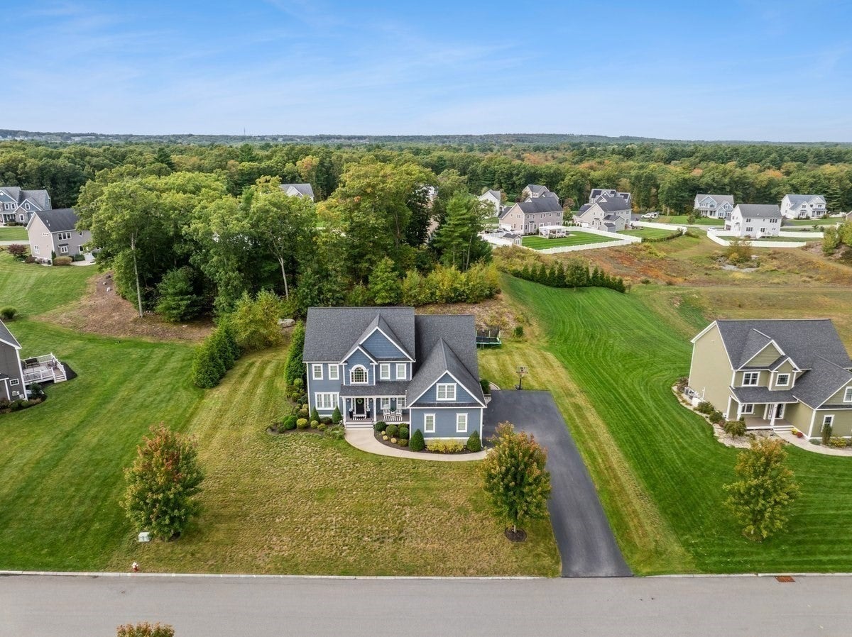 4 Oxbow Dr, Plainville, MA, 4 Oxbow Dr, Plainville, MA Photo #3