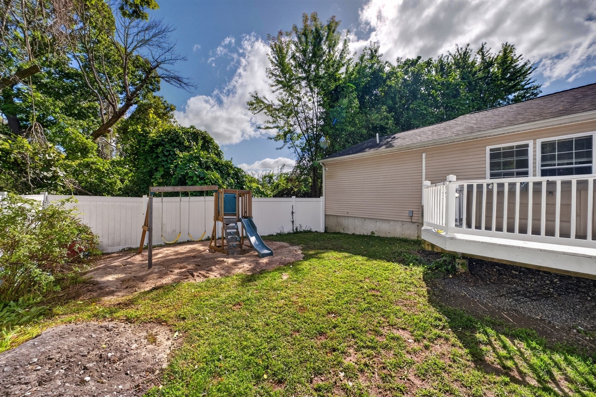 550 South St, Somerset, MA, 550 South St, Somerset, MA Photo #37