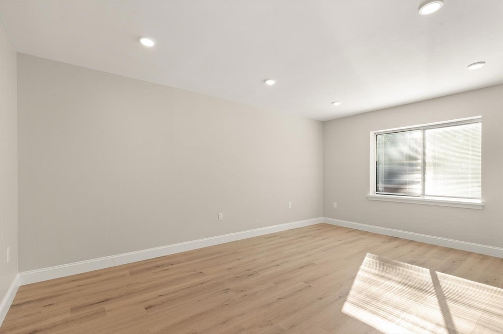 100 Place Ln #169, Woburn, MA Photo #21