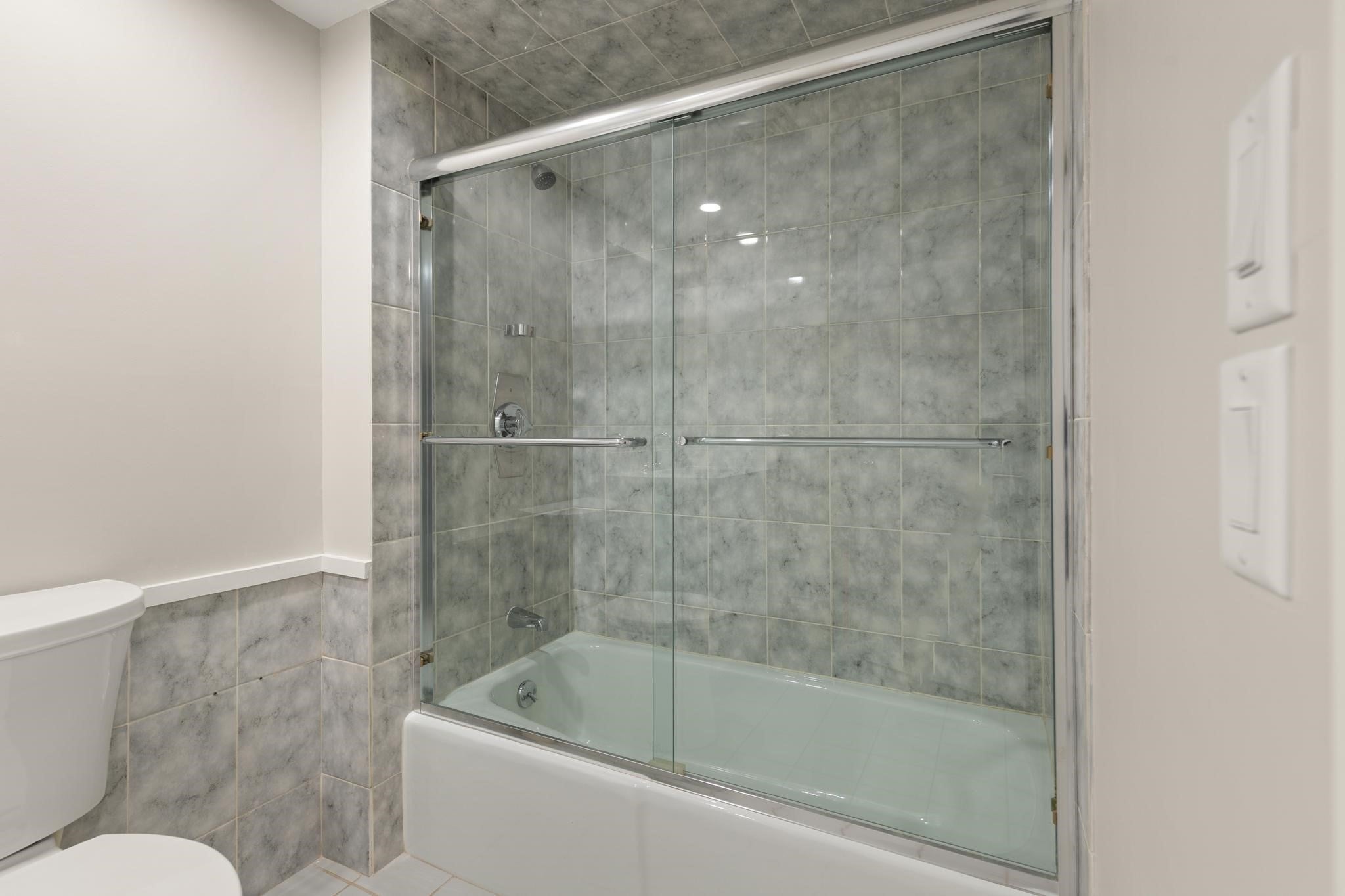 100 Place Ln #169, Woburn, MA Photo #22
