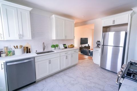 Photo of 302 Summit Ave #3, Boston, MA 02135 (MLS # 73499600)