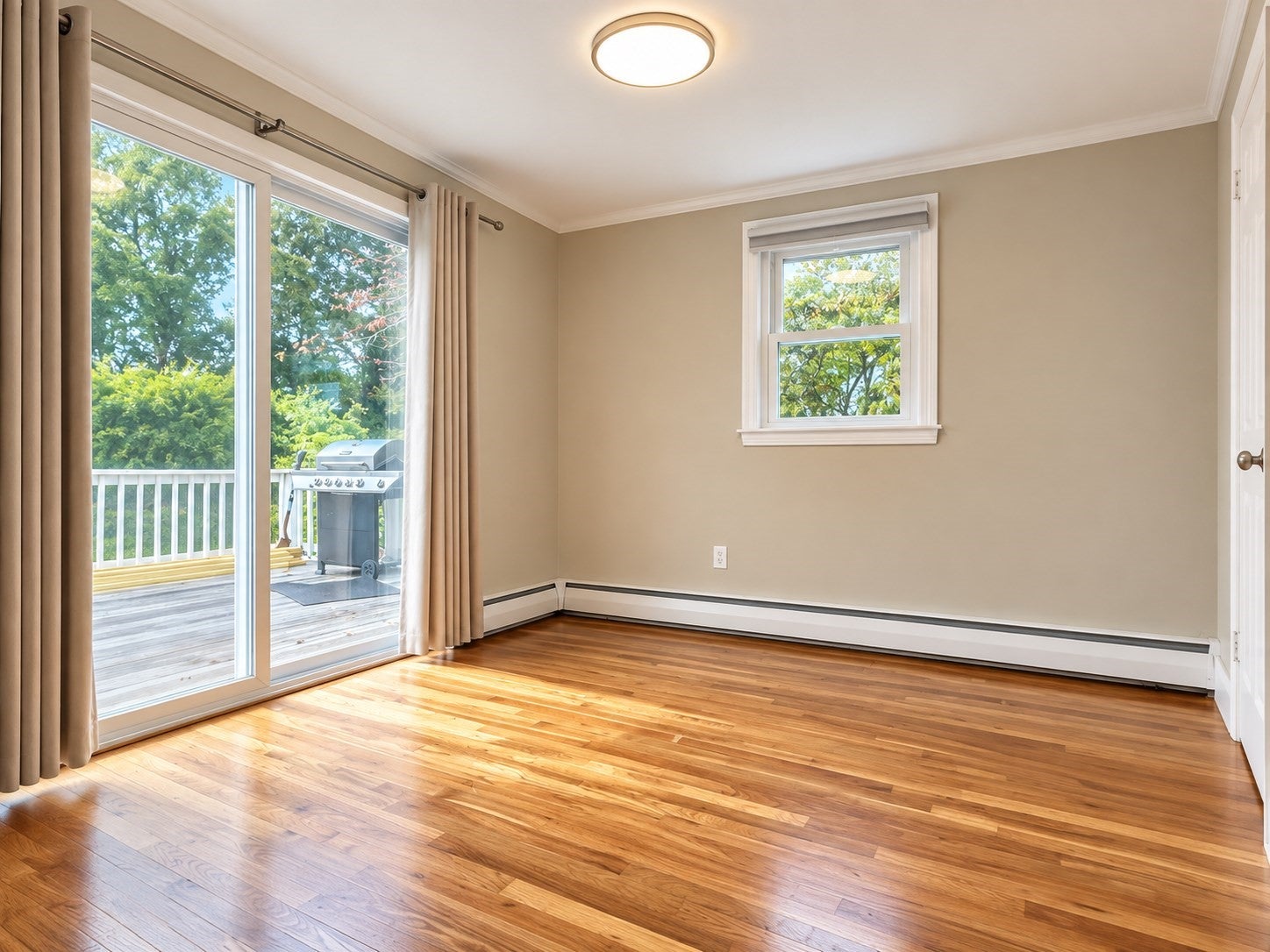 347 Lexington St, Woburn, MA Photo #8
