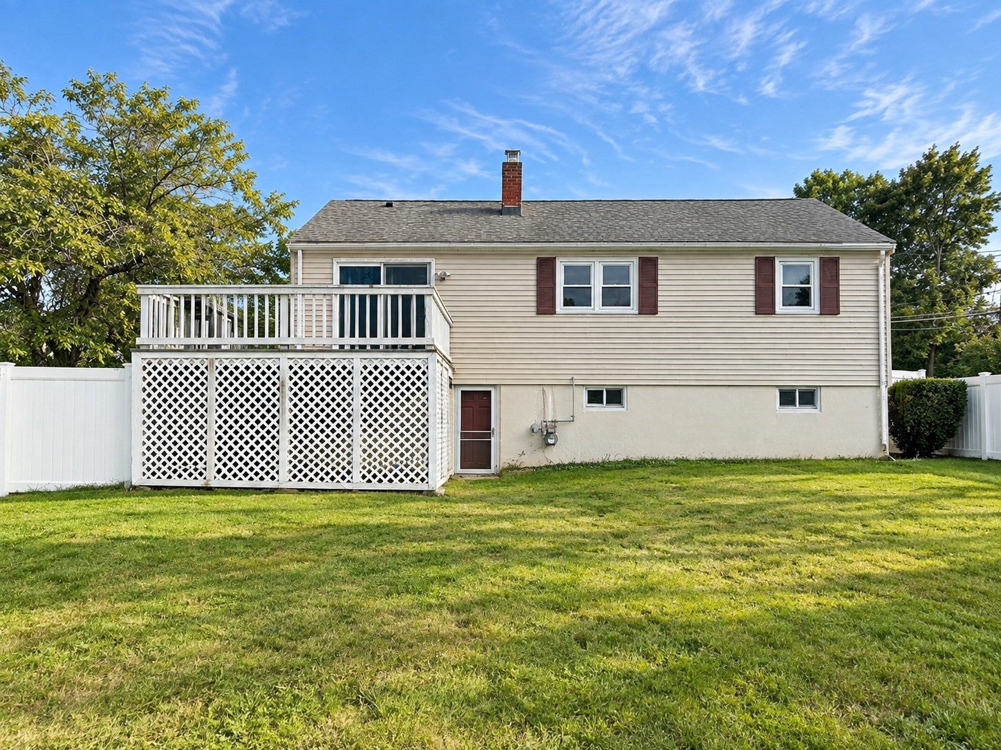 347 Lexington St, Woburn, MA Photo #15