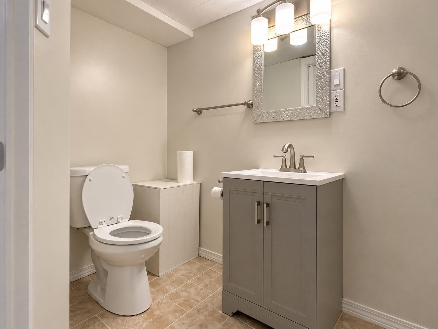 347 Lexington St, Woburn, MA Photo #14