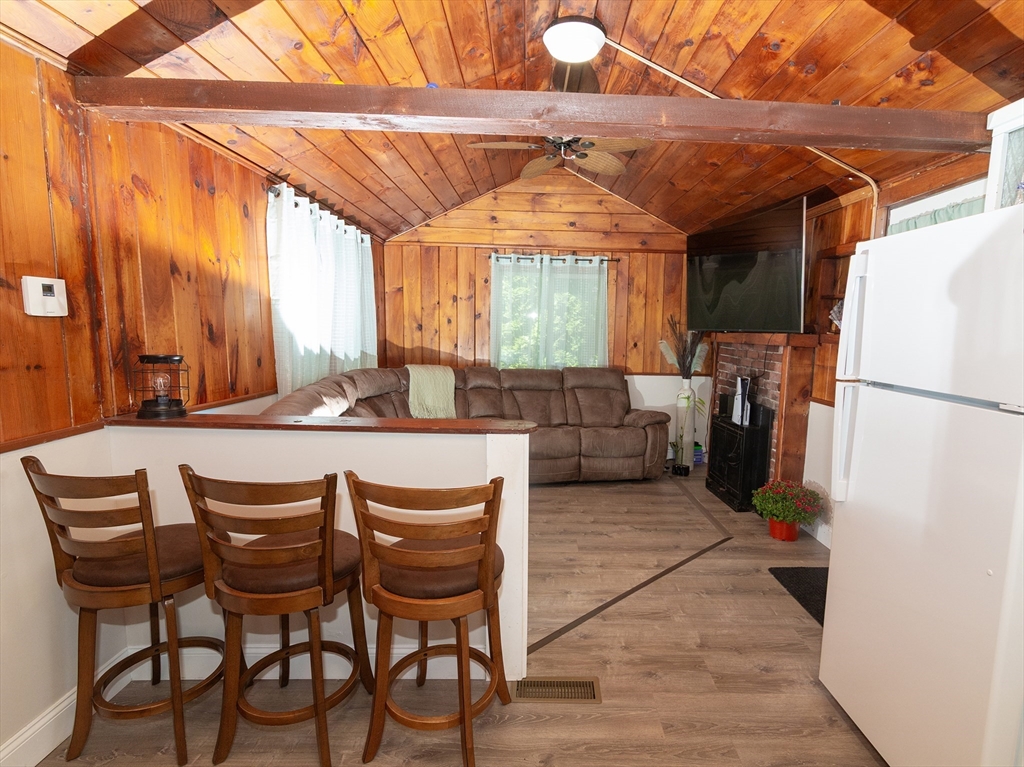 23 Canna Dr