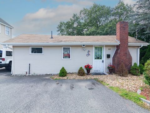 23 Canna Dr Shrewsbury MA 01545