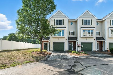 29 Groveland Commons Way 29 Groveland MA 01834