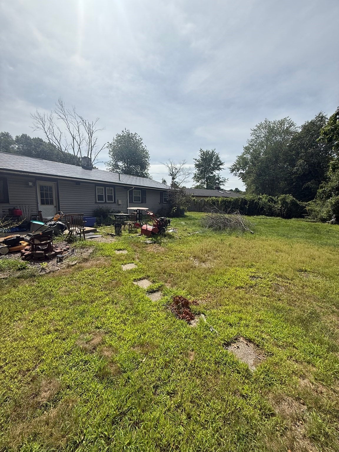 48 Lisa Dr