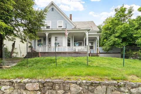 9 Pleasant St Lunenburg MA 01462