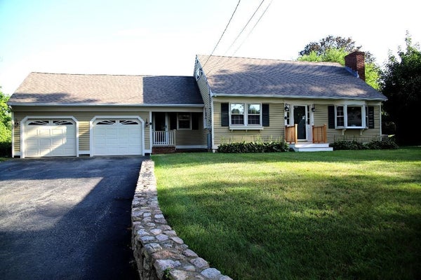 6 EDGEWOOD LN, MATTAPOISETT, MA 02739 - Image 9e505a0cd5621f0ca0ab8a2c41a8a9a9/2728294060