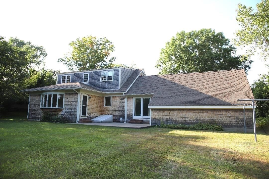 6 Edgewood Ln