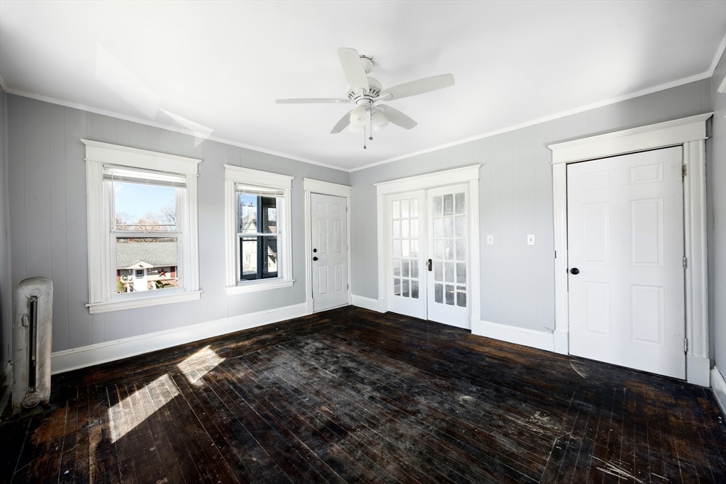 21-23 Santa Barbara St