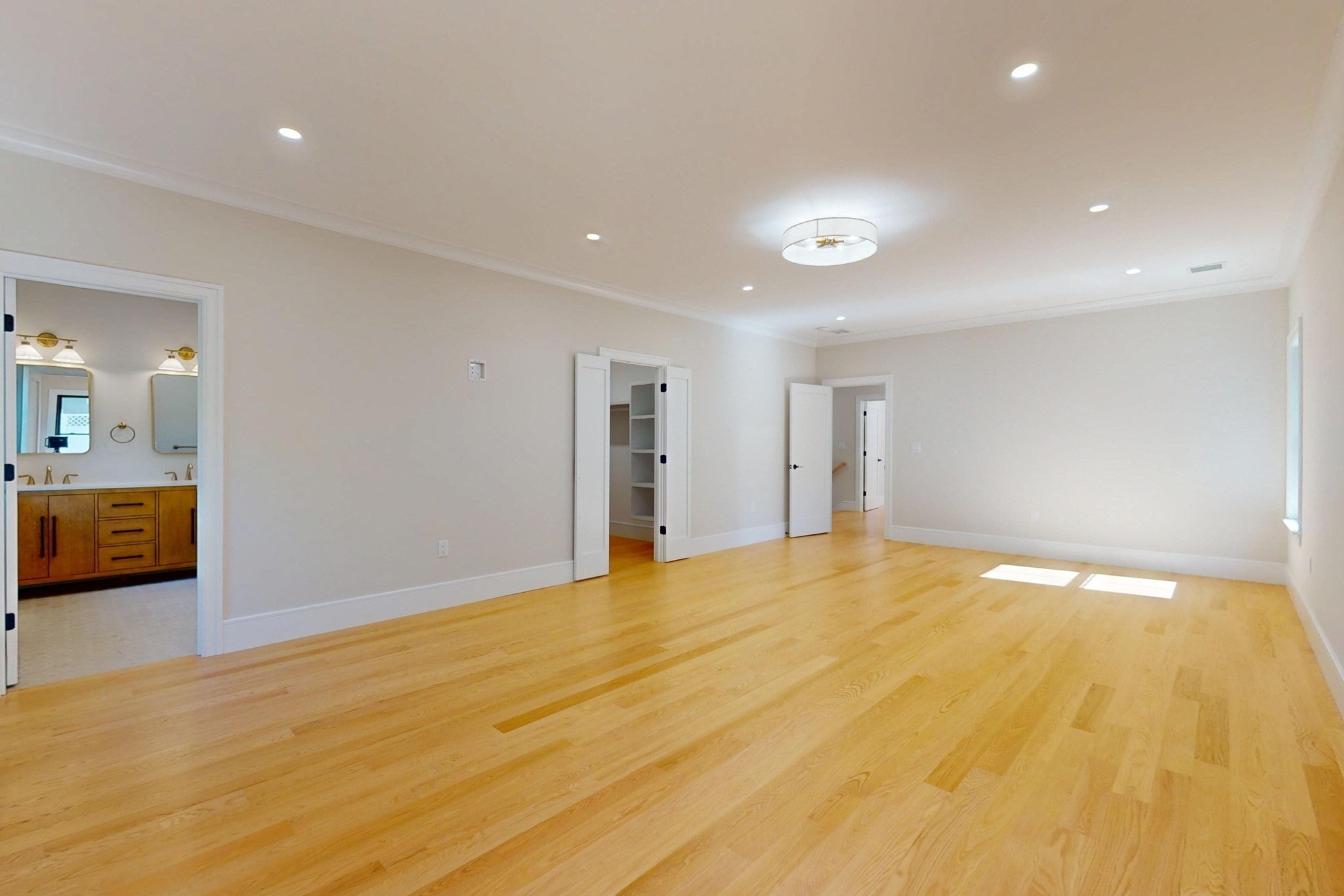 75 Greer St, Waltham, MA, 75 Greer St, Waltham, MA Photo #21