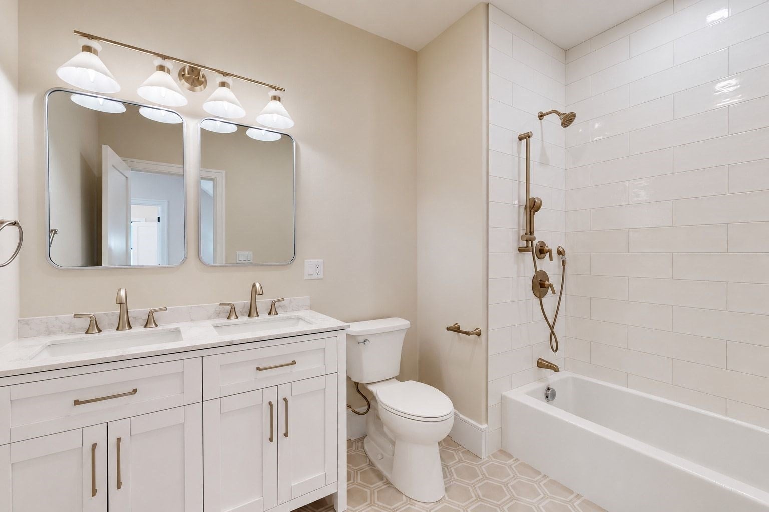 75 Greer St, Waltham, MA, 75 Greer St, Waltham, MA Photo #27
