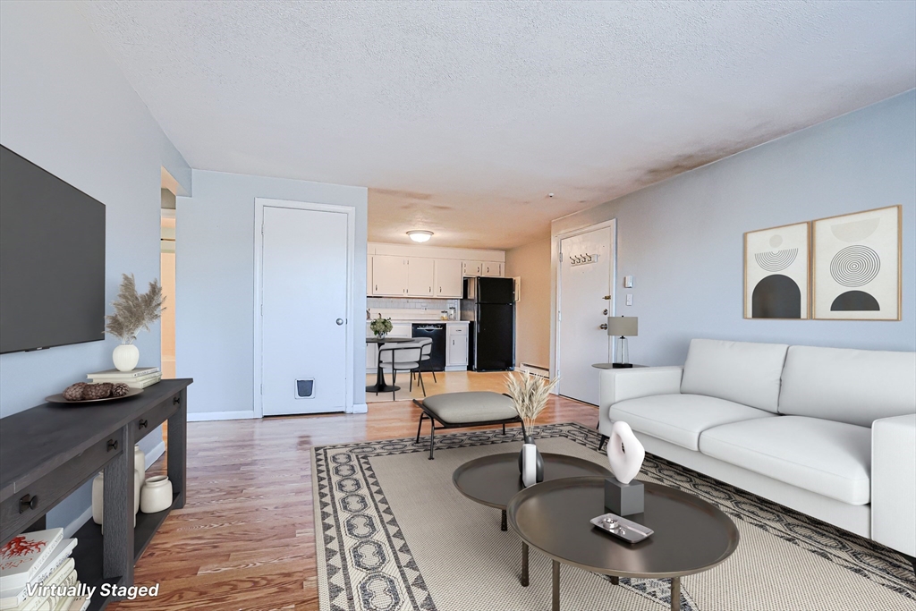 96 Richardson Rd B28