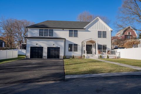 Photo of 24 Palmetto St, Saugus, MA 01906 (MLS # 73476299)