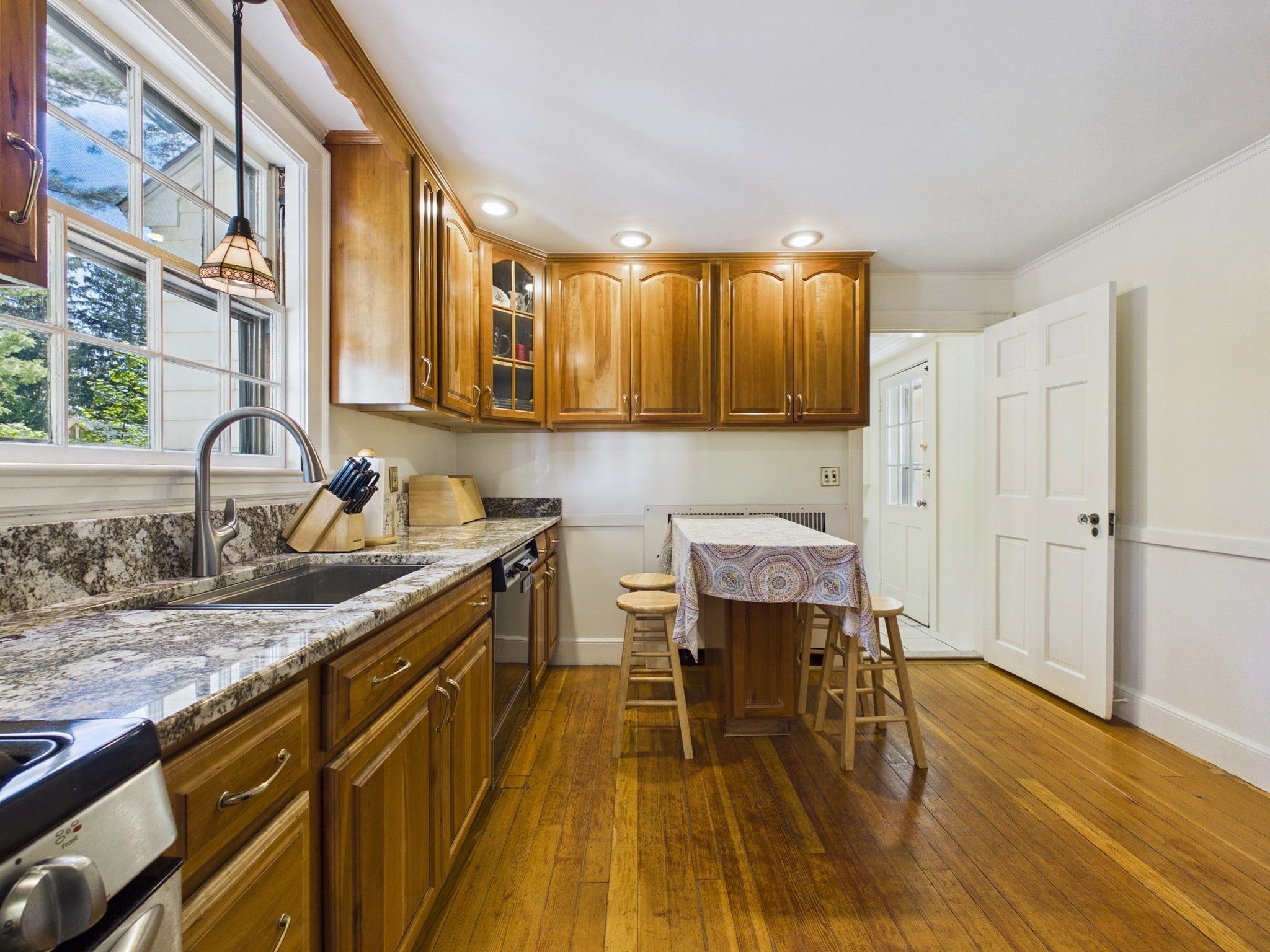 390 Marsh St, Belmont, MA, 390 Marsh St, Belmont, MA Photo #15