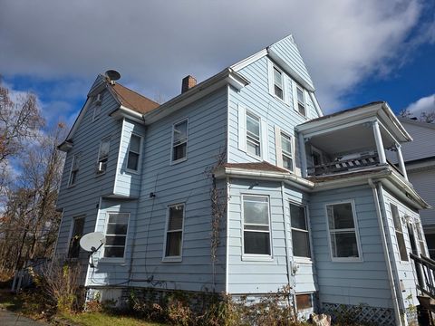 21 Clifford St Springfield MA 01109