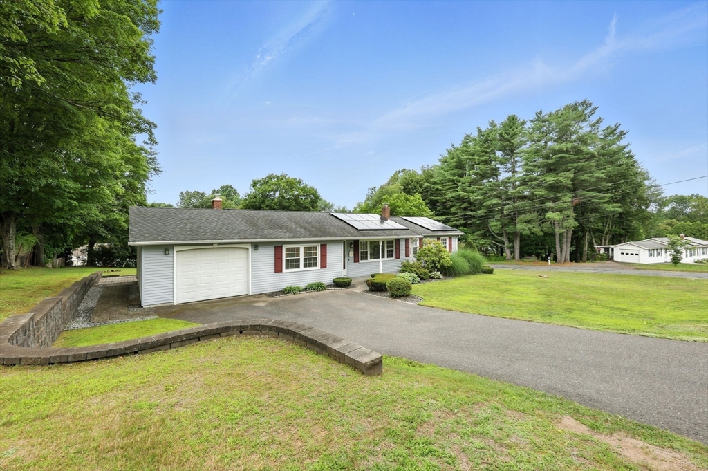 12 Pleasant St
