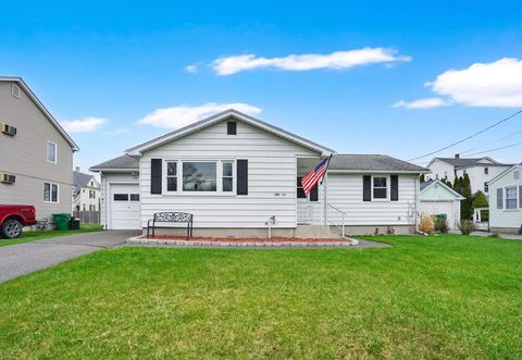 56 Thaddeus St Chicopee MA 01020