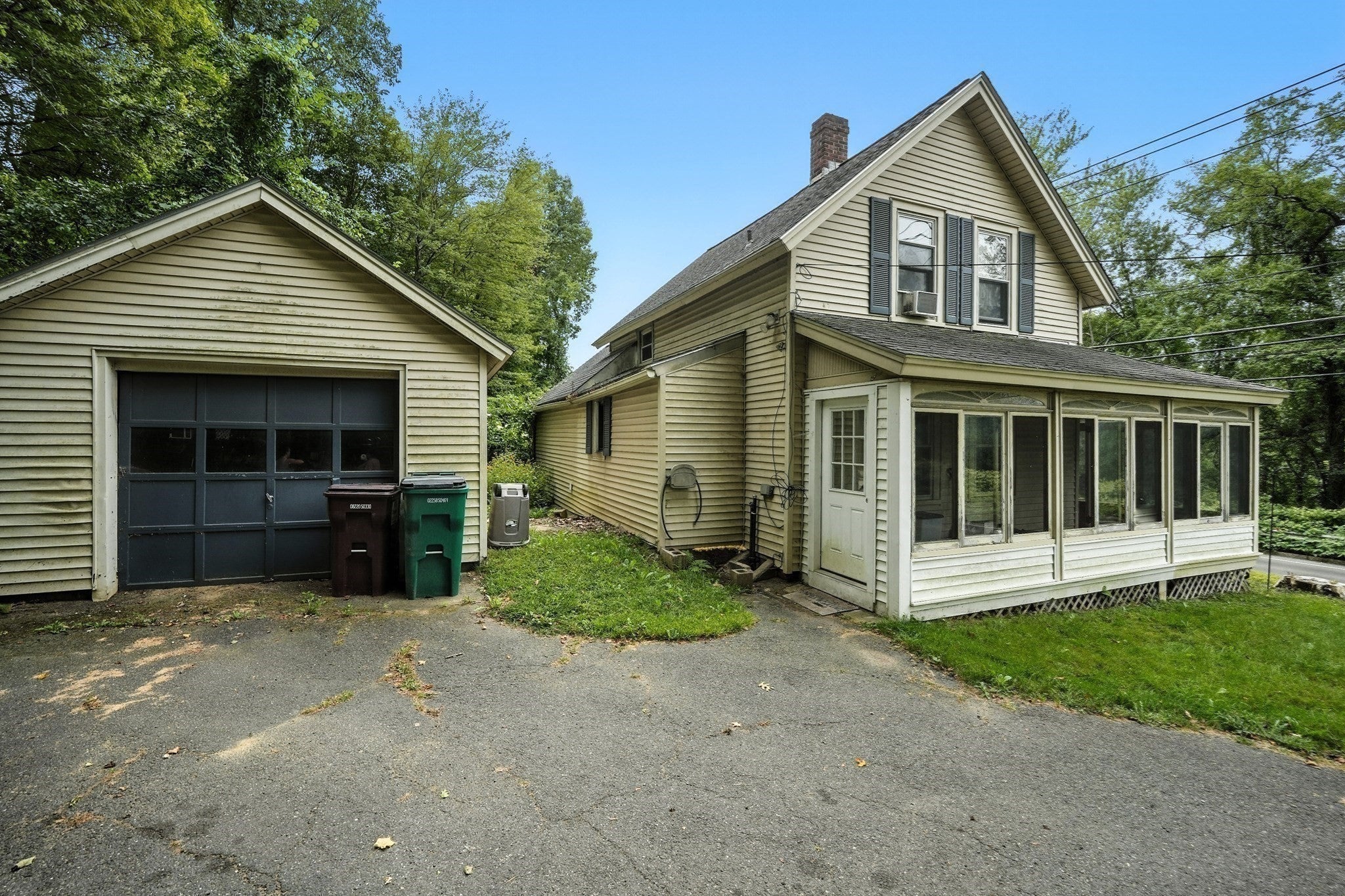 734 Greenfield Rd, Deerfield, MA Photo #1