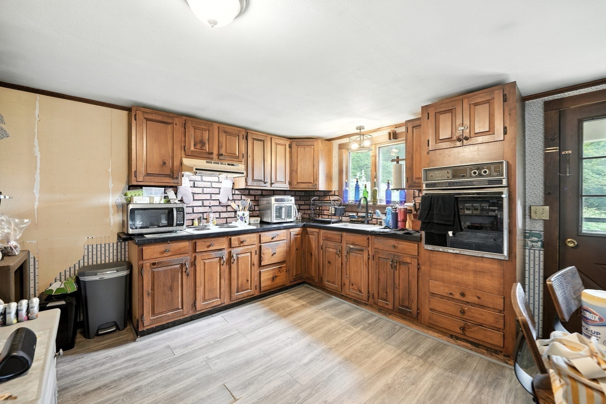 734 Greenfield Rd, Deerfield, MA Photo #9