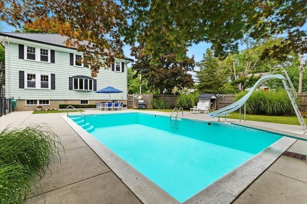 90 Silver St, Randolph, MA Photo #27