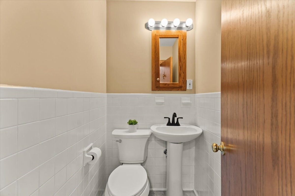 90 Silver St, Randolph, MA Photo #13