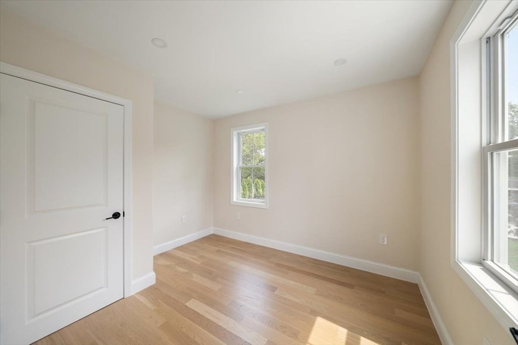 30 Shore St, Falmouth, MA, 30 Shore St, Falmouth, MA Photo #23