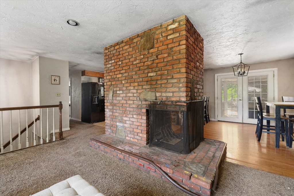 69 Sandersdale  Rd