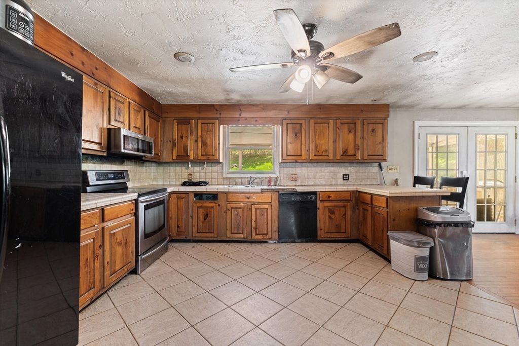 69 Sandersdale  Rd