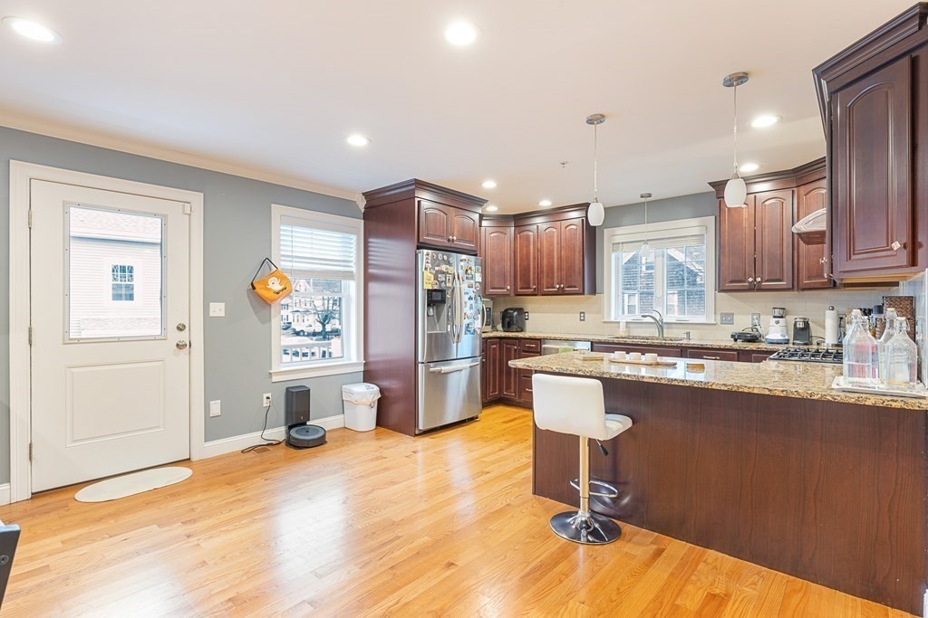172 Bright St 4