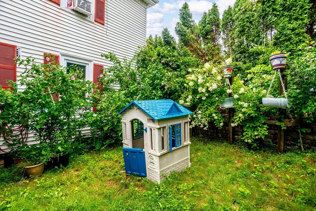 407-409 Belmont St, Fall River, MA, 407-409 Belmont St, Fall River, MA Photo #37