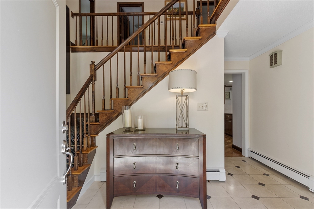 37 Farrwood Dr