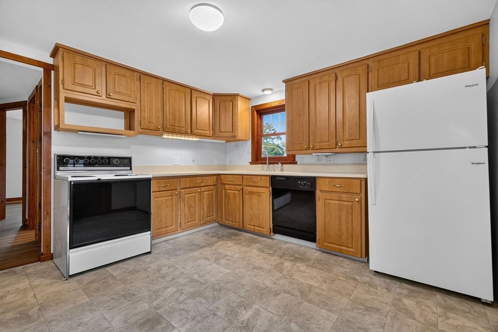 19 Springvale Ln, Lynn, MA, 19 Springvale Ln, Lynn, MA Photo #5
