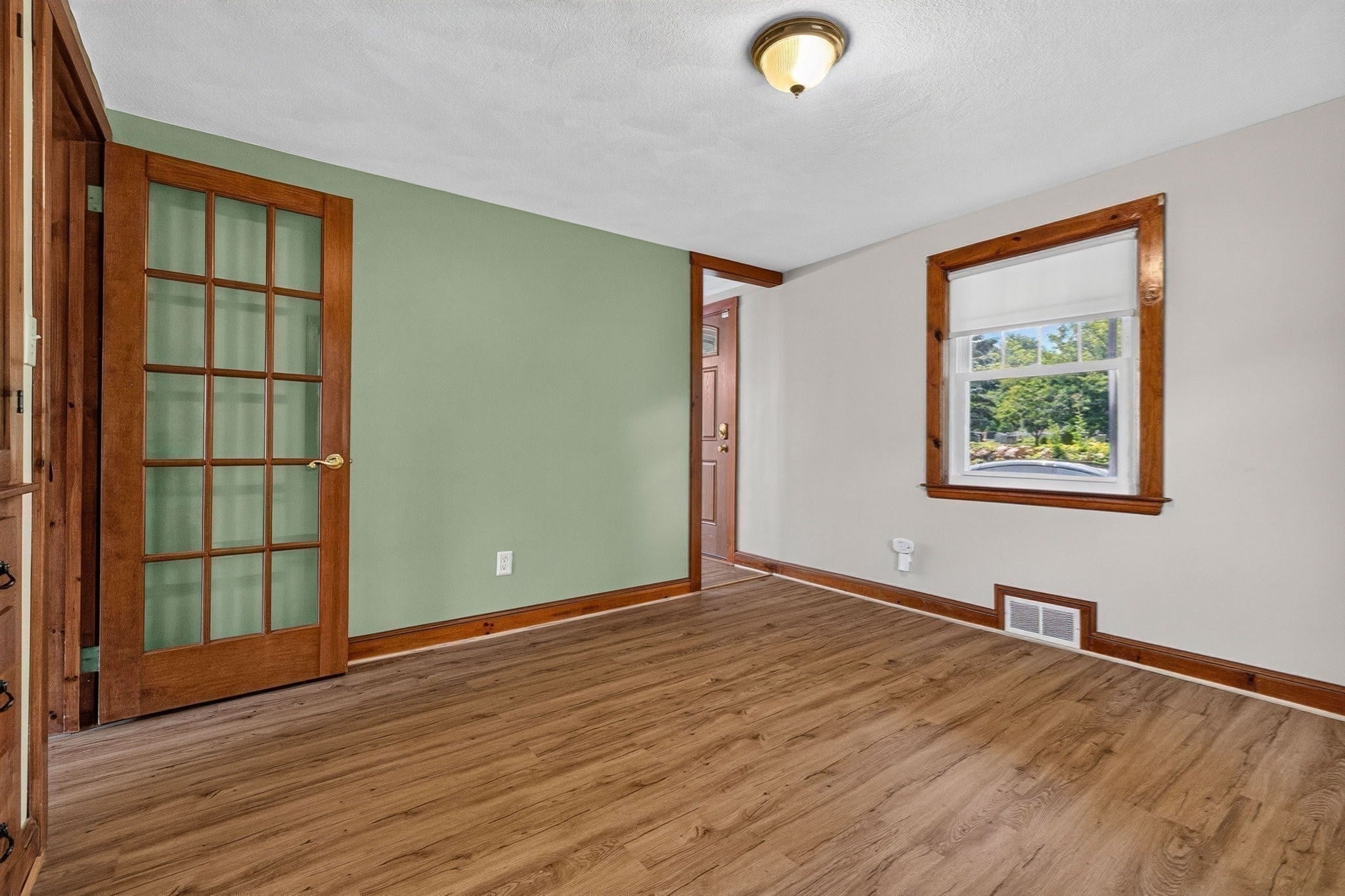 19 Springvale Ln, Lynn, MA Photo #12