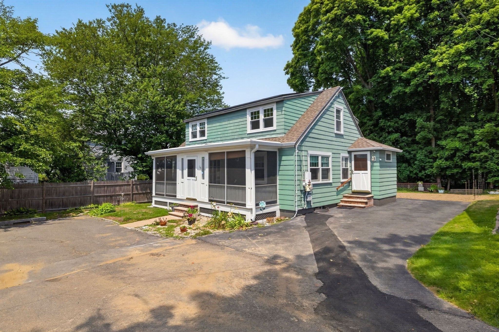19 Springvale Ln, Lynn, MA Photo #27