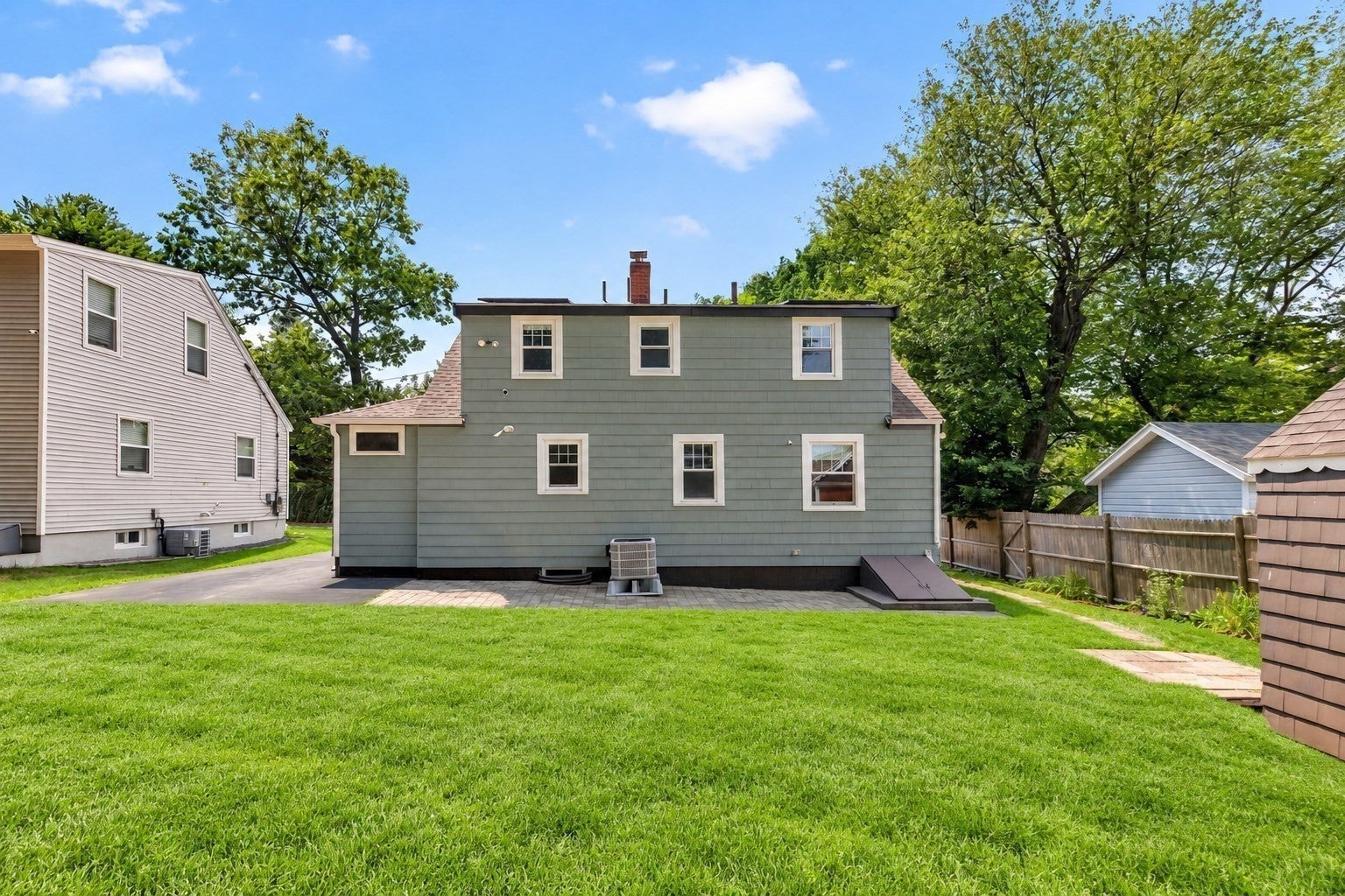 19 Springvale Ln, Lynn, MA Photo #30
