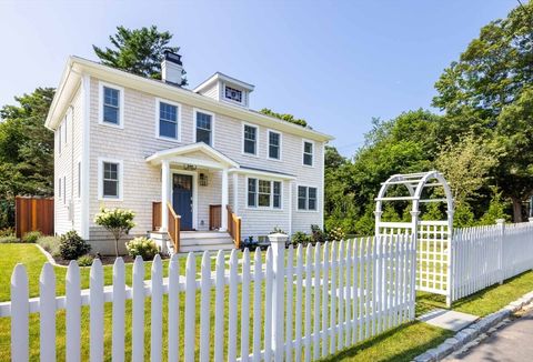 5 Pine Tree Lane Tisbury MA 02568