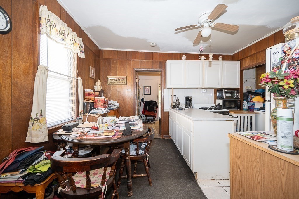 135 Elm St