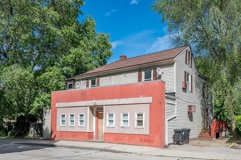 135 Elm St Southbridge MA 01550