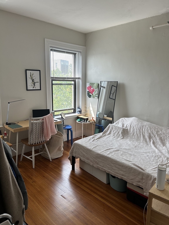 Cambridge, Massachusetts 02139, United States, 2 Bedrooms Bedrooms, ,1 BathroomBathrooms,Residential,Active,192093