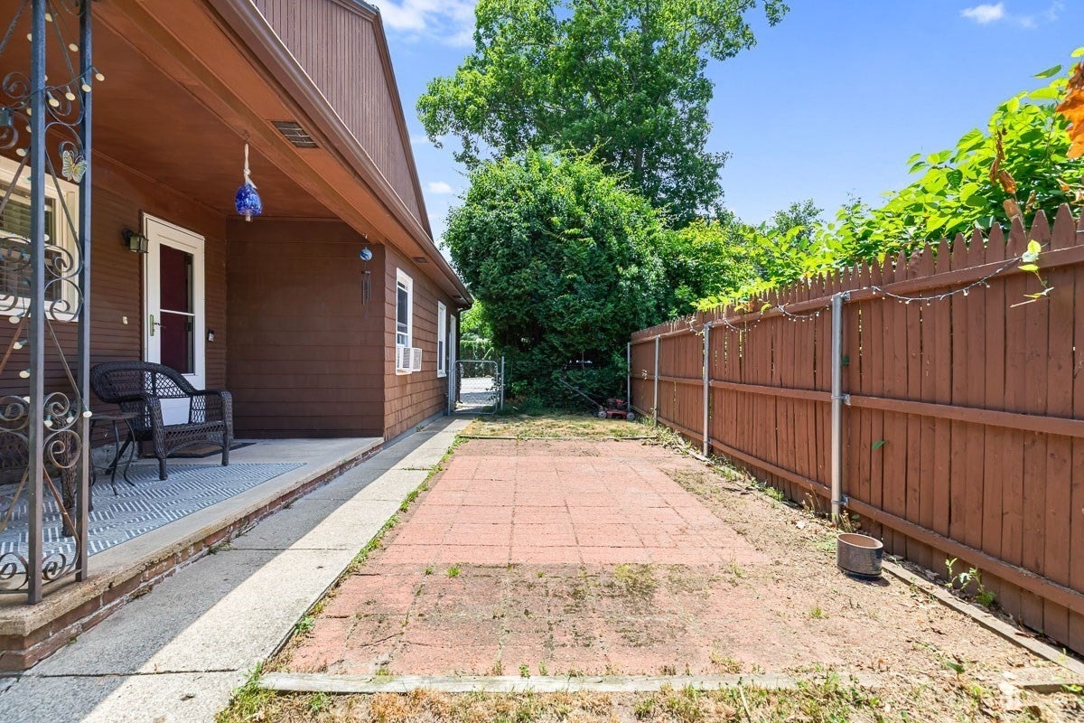 1096 Taunton Ave, Seekonk, MA, 1096 Taunton Ave, Seekonk, MA Photo #28