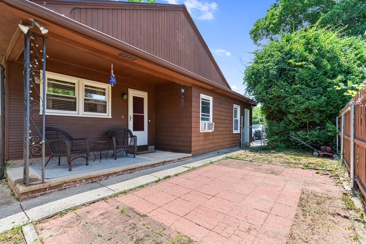 1096 Taunton Ave, Seekonk, MA, 1096 Taunton Ave, Seekonk, MA Photo #25